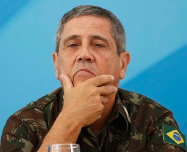 Advogado de Braga Netto, José Luiz Mendes de Oliveira Lima pediu anulação da delação de Mauro Cid