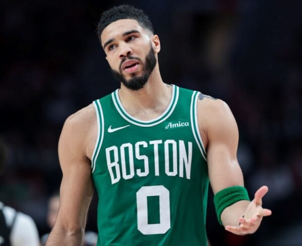 Imagem colorida de Jayson Tatum, do Boston Celtics- Metrópoles