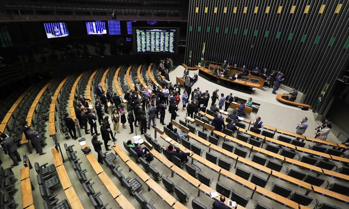 congresso-nacional-retorna-recesso