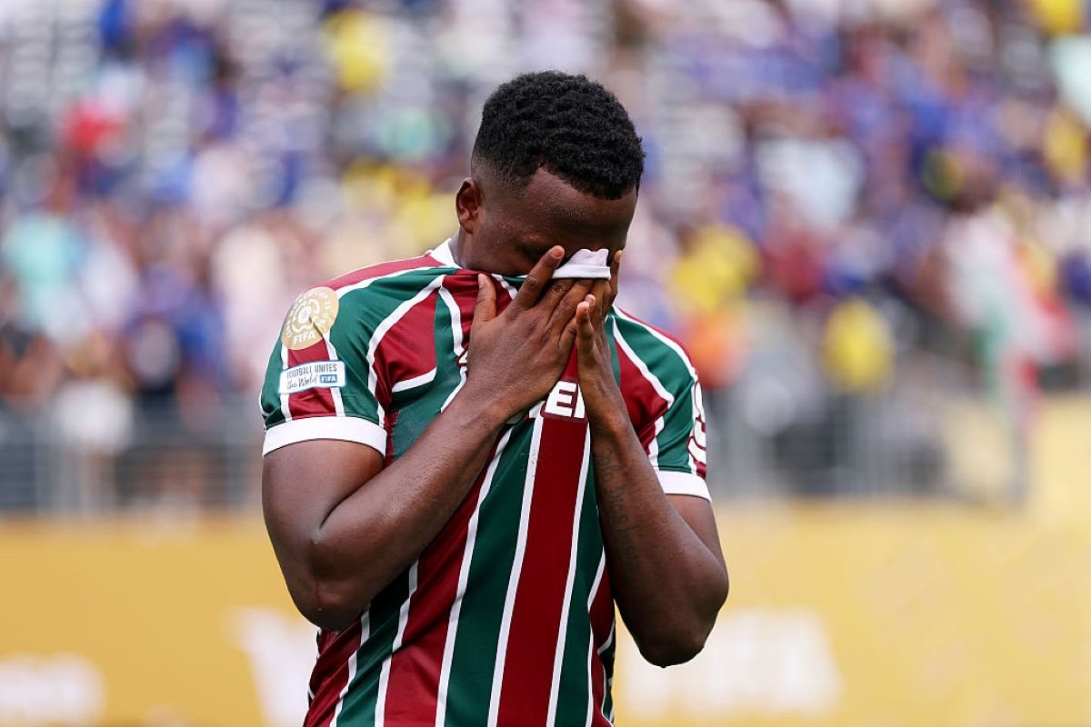 Foto colorida de John Arias pelo Fluminense - Metrópoles