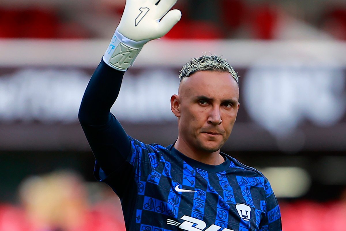 Foto colorida de Keylor Navas - Metrópoles