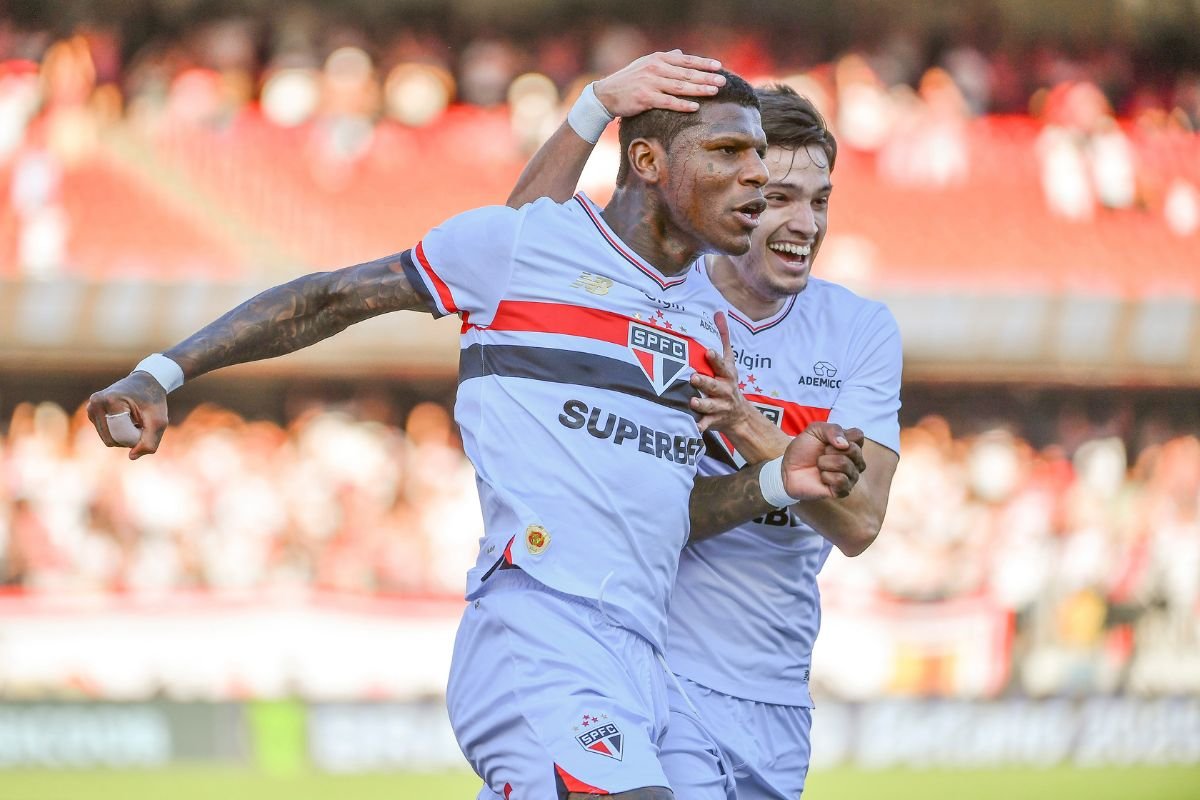 Imagem colorida do confronto entre São Paulo x Fluminense