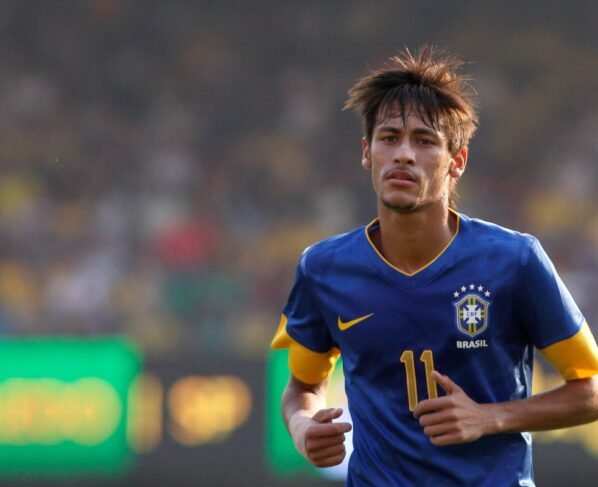 Imagem colorida de Neymar no Morumbi