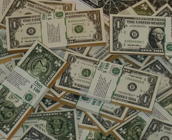 dinheiro, dólar - OCDE