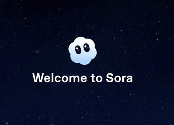 Um popup de boas-vindas com o título "Welcome to Sora"e o ícone de uma nuvem. O fundo é um céu noturno azul-escuro com estrelas. Há um botão grande branco com o texto "Access Now" (em inglês) na parte inferior.