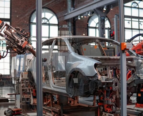 Lenny Kuhne/Unsplash