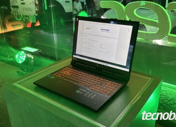 Notebook Acer Nitro, com teclado retroiluminado laranja