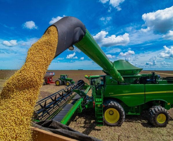 Colheita da soja no oeste da Bahia