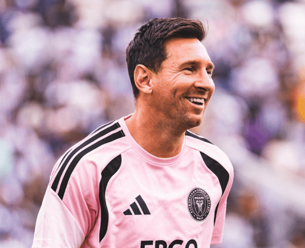 Lionel Messi com a camisa do Inter Miami