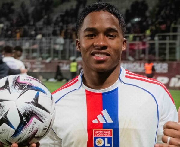 Foto colorida de Lyon - Metrópoles