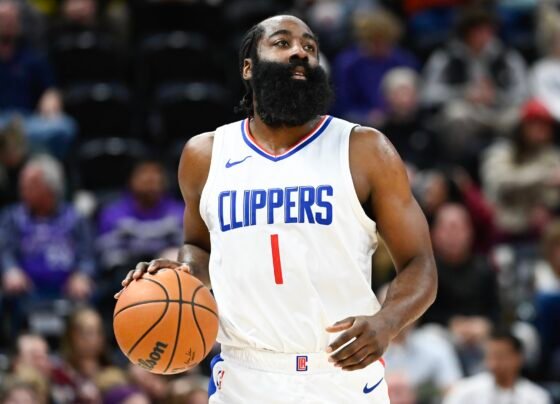 Imagem colorida de James Harden - Metrópoles