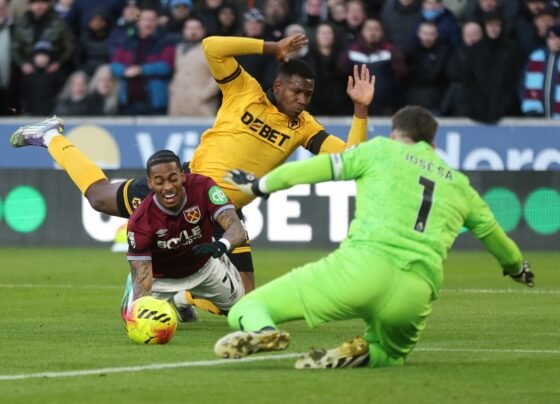 Jhon Arias marca e Wolves conquista primeira vitória na Premier League - destaque galeria