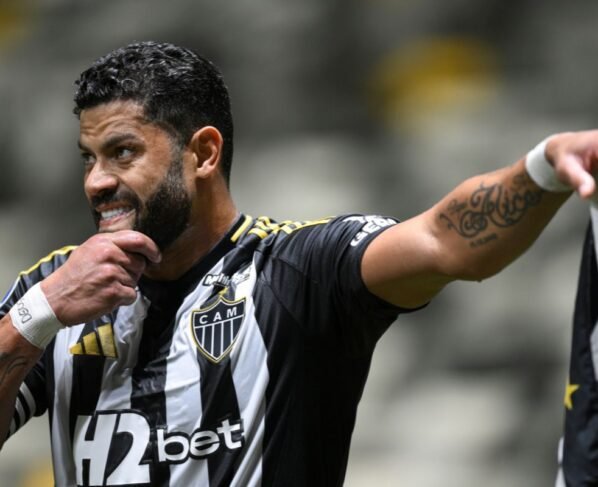 Imagem colorida do jogador Hulk, do Atlético-MG