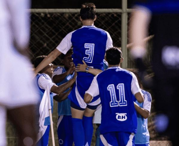 Jogadores do Cruzeiro na Copinha