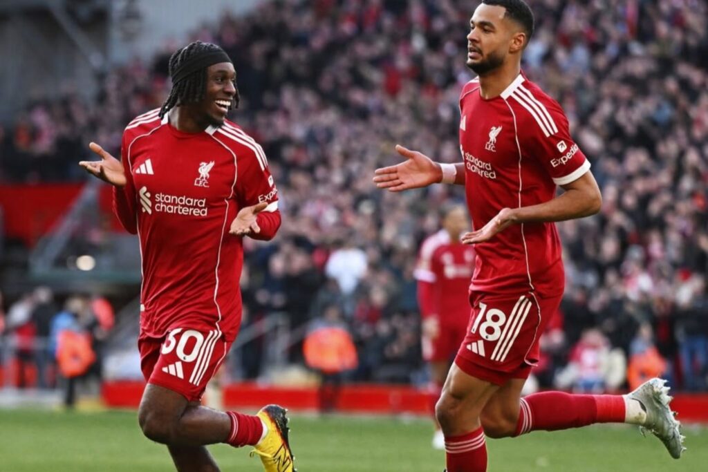 Com goleada do Liverpool, veja placares da Premier League neste sábado - destaque galeria