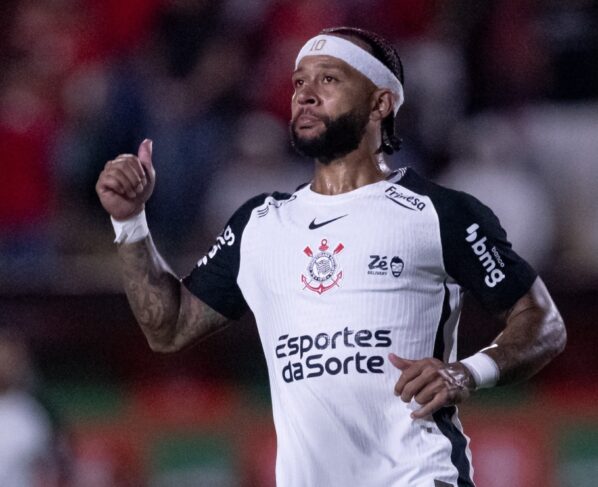 memphis-depay-corinthians