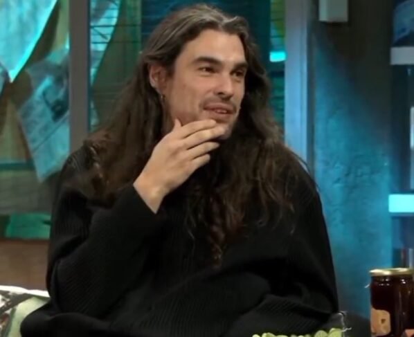 Diretor espanhol minimiza fala polêmica sobre brasileiros no Oscar - destaque galeria