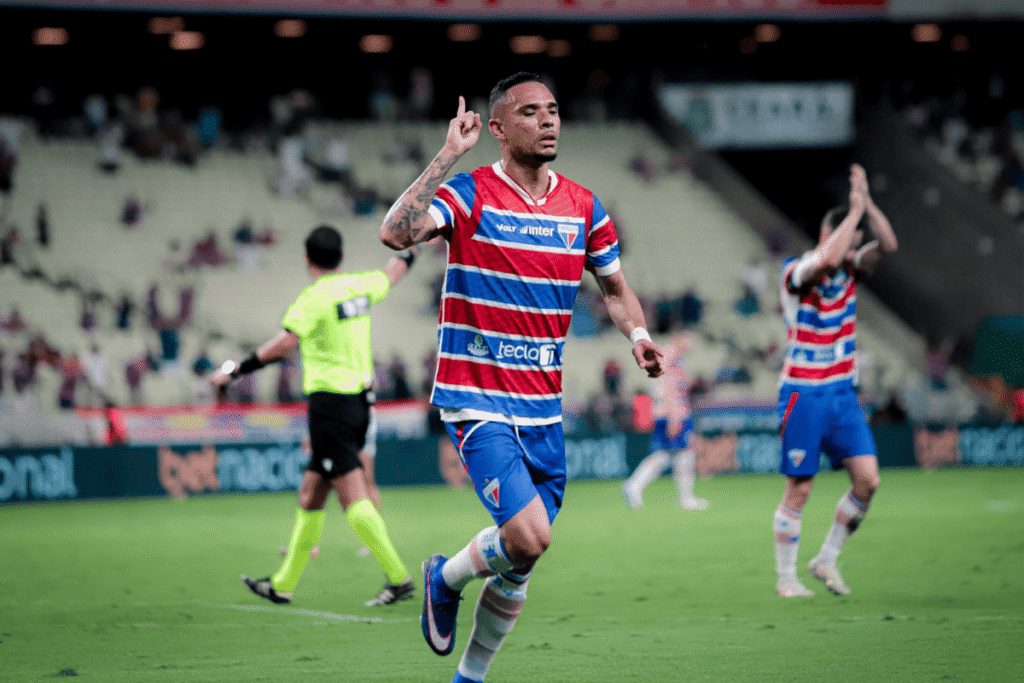 O Fortaleza recebeu o Maguary pela 2ª fase da Copa do Brasil no Estádio Castelão