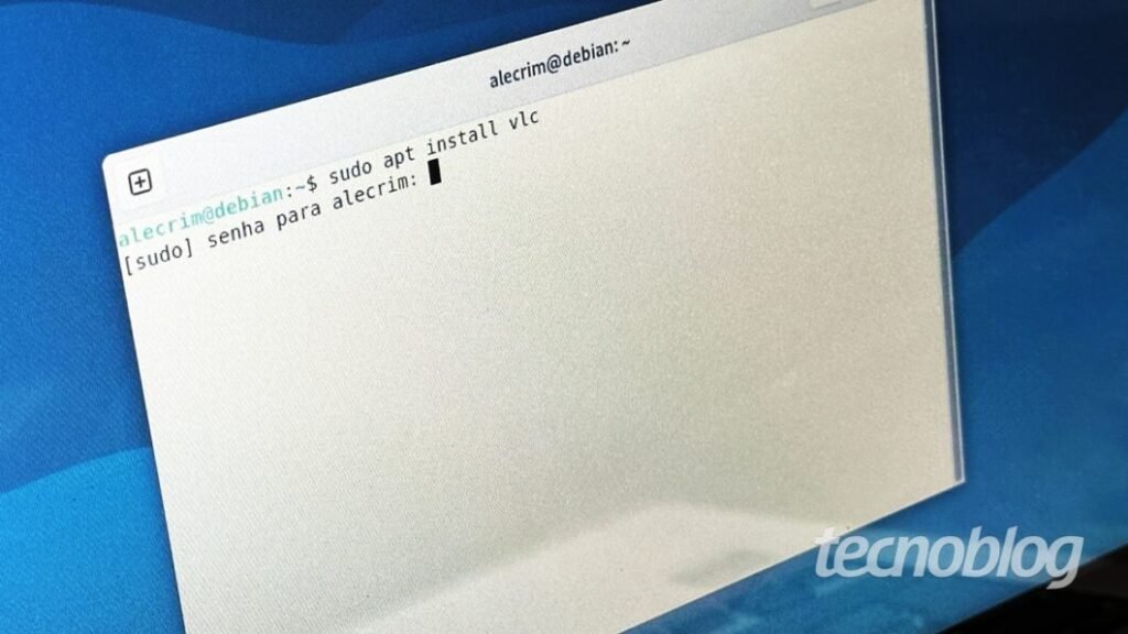 Sudo em distribuição Linux