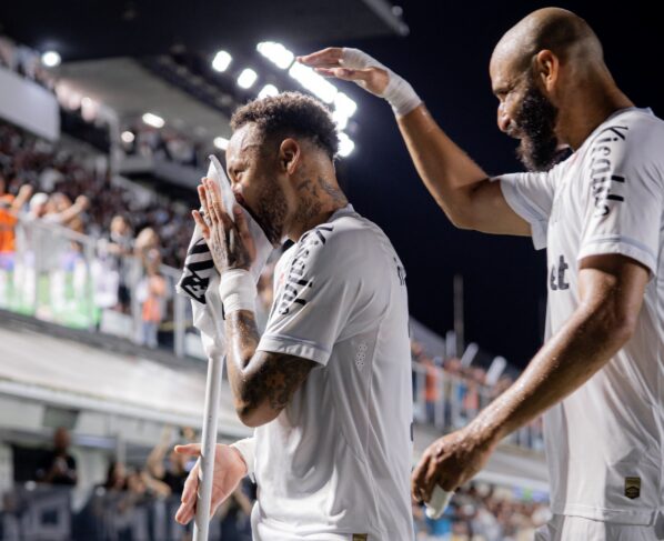 Foto colorida de Neymar - Metrópoles