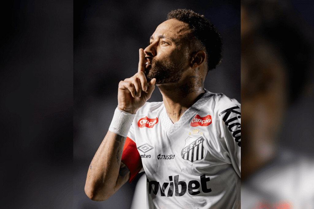 Neymar após marcar gol diante do Vasco pelo Brasileirão