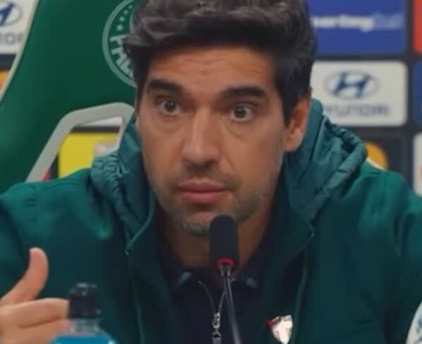 Torcedores descobrem Pix de Abel Ferreira, técnico do Palmeiras, e mandam recado - Metrópoles