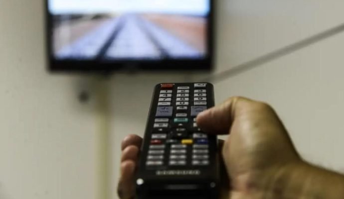 Associações do audiovisual cobram Lula por taxação de 6% sobre