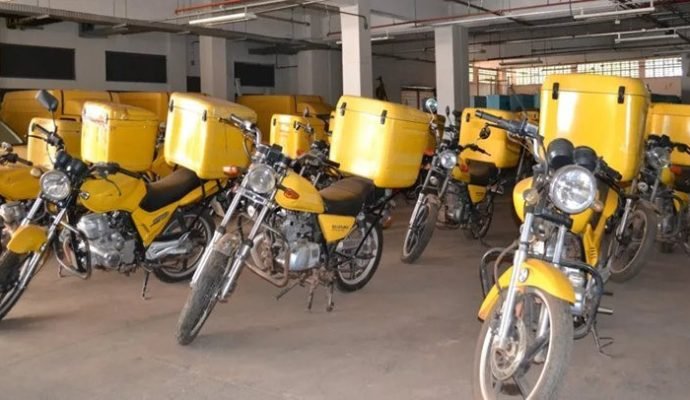 Com falta de caixa, Correios suspendem o pagamento de R$