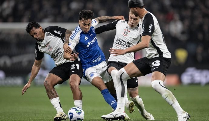 Corinthians e Cruzeiro ficam no empate; Dorival segue pressionado
