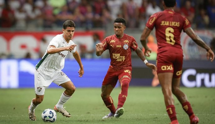 Fluminense empata com o Bahia em duelo eletrizante: 3 a