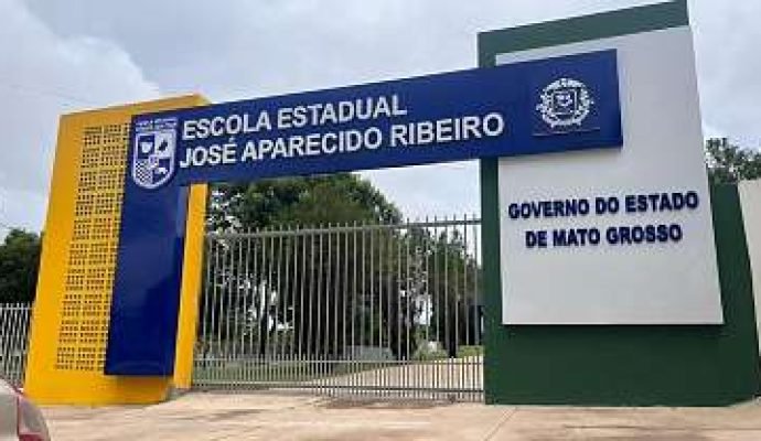Governo de MT abre consulta pública para converter 66 escolas