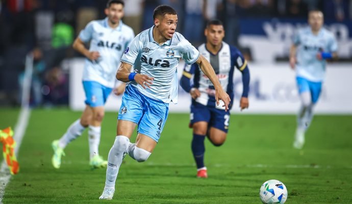 Grêmio perde para o Alianza Lima e complica situação na