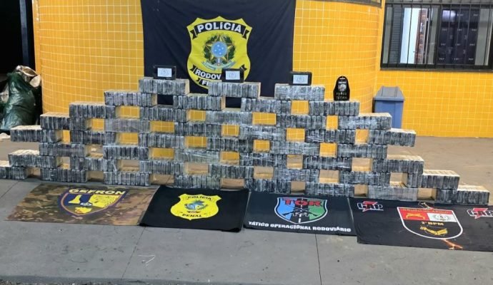 MT: Forças de segurança apreendem 510 quilos de cocaína e