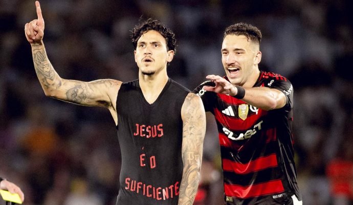 Pedro brilha e Flamengo vence clássico contra o Fluminense