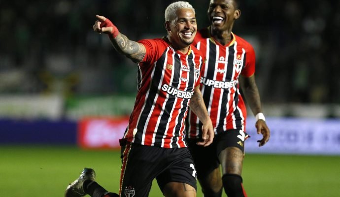 São Paulo vence o Juventude ganha fôlego no Brasileirão